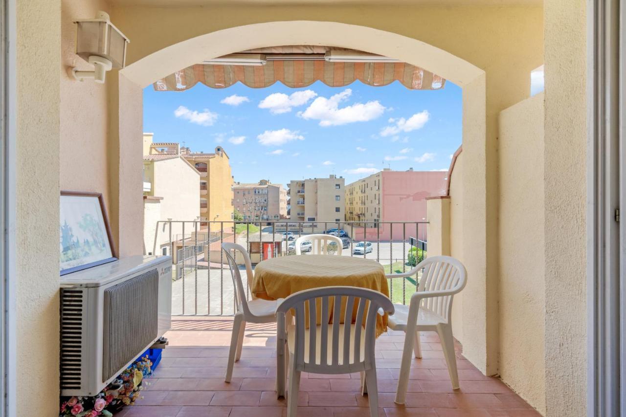 Welcs Apartamento 062 Emp Cerca Del Mar Empuriabrava Luaran gambar